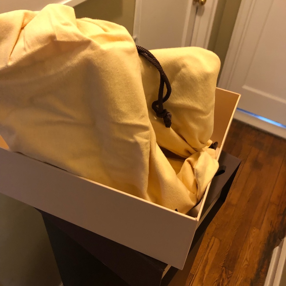 Brand new Authentic LV boots - Picture 3 of 12